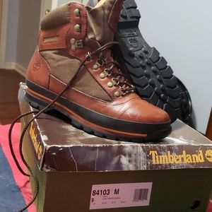 Unisex Hiking Boot